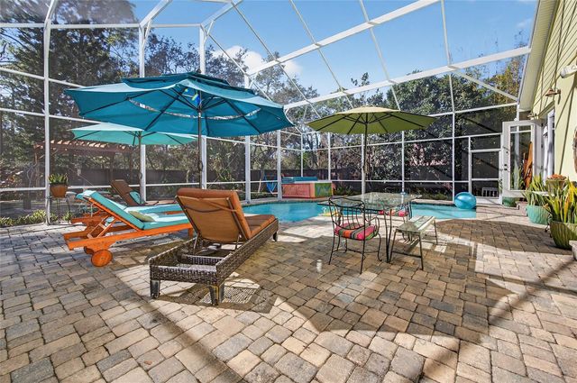 615 ART CENTER AVENUE, New Smyrna Beach, FL 32168
