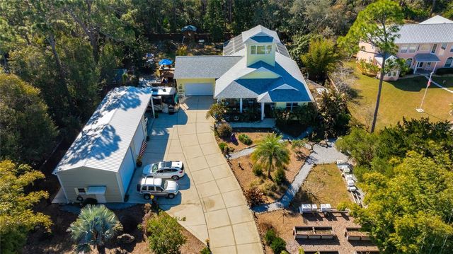 615 ART CENTER AVENUE, New Smyrna Beach, FL 32168