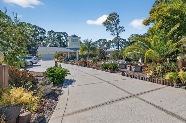 615 ART CENTER AVENUE, New Smyrna Beach, FL 32168