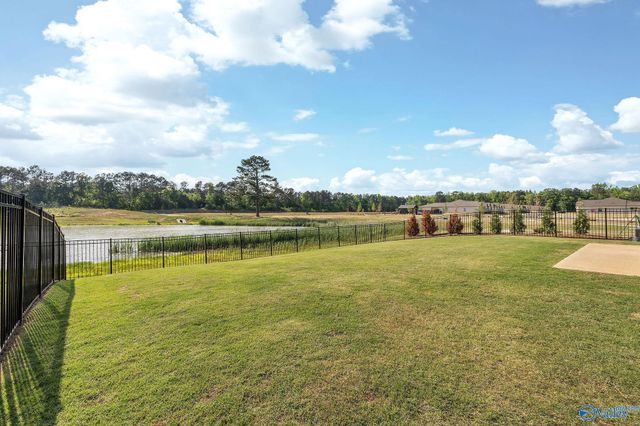 601 SE Ronnie Drive, Hartselle, AL 35640