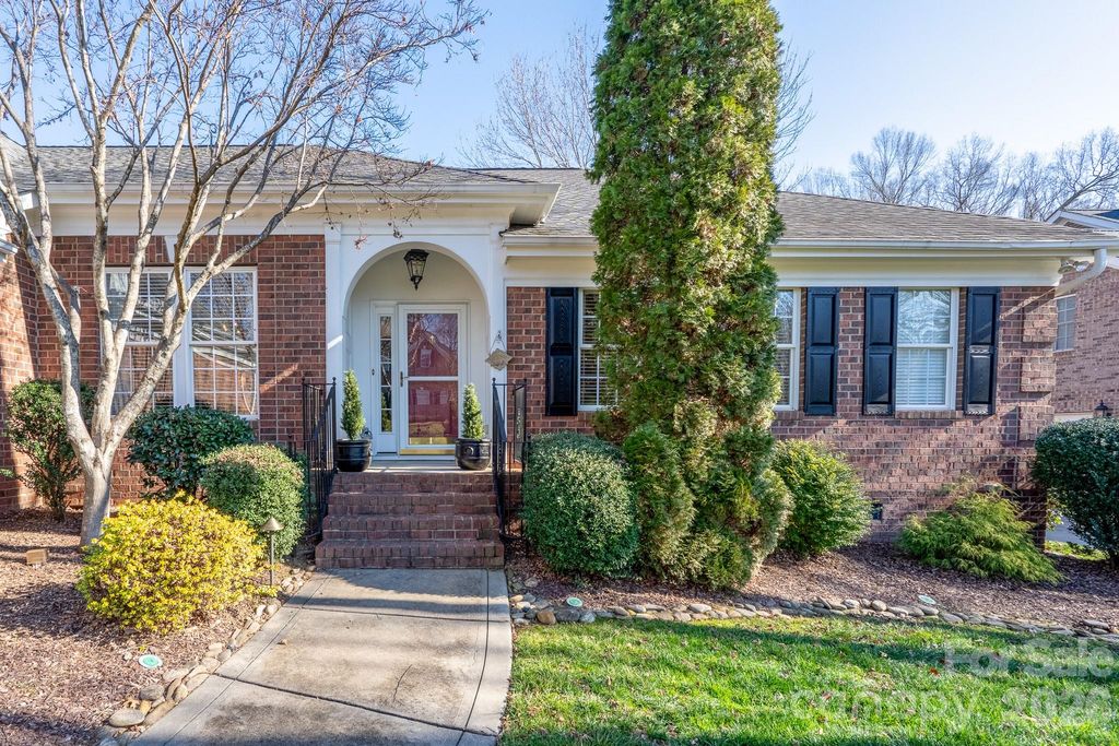 16022 Wedmore Lane, Huntersville, NC 28078