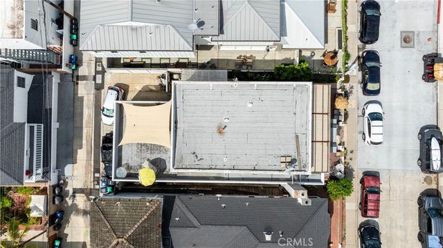 327 Onyx, Newport Beach, CA 92662