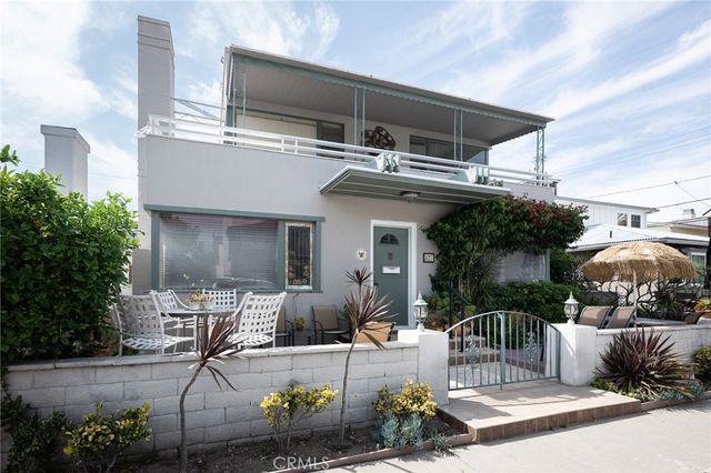 327 Onyx, Newport Beach, CA 92662