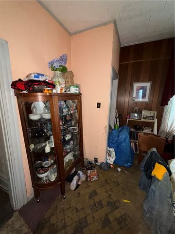 448 Union Ave, Ingram, PA 15205