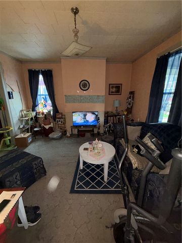 448 Union Ave, Ingram, PA 15205