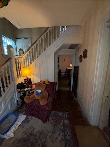 448 Union Ave, Ingram, PA 15205