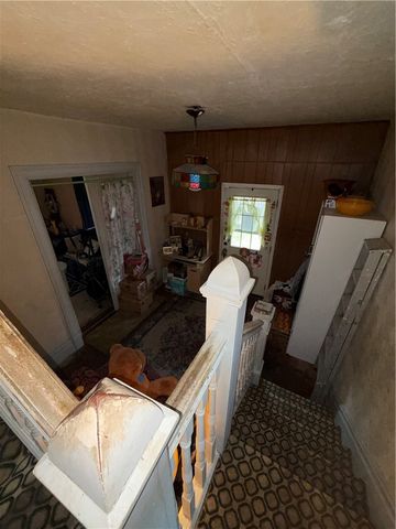 448 Union Ave, Ingram, PA 15205