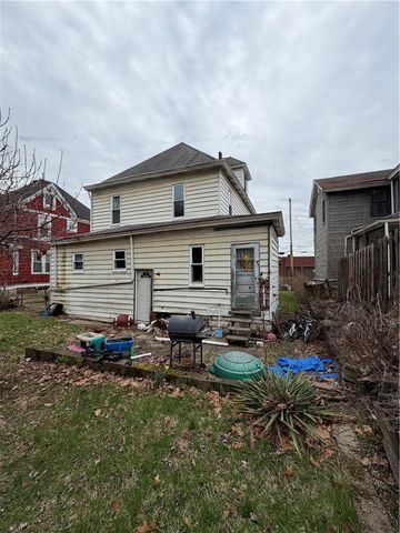 448 Union Ave, Ingram, PA 15205