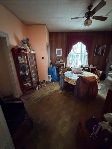 448 Union Ave, Ingram, PA 15205