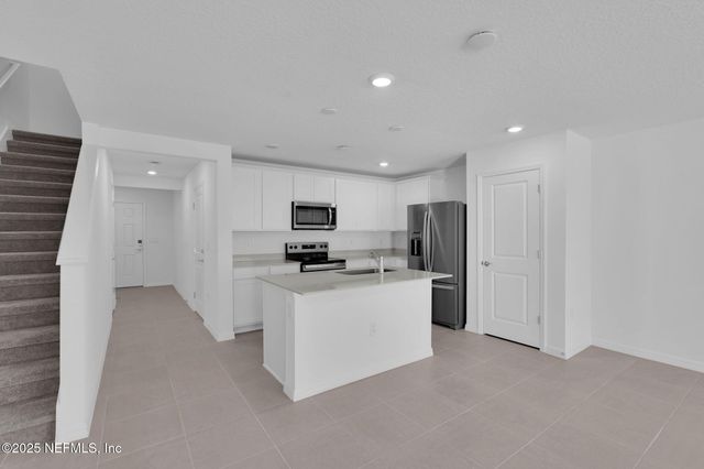 10132 TREASURE OAKS Court, Jacksonville, FL 32221