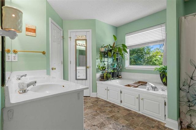45 The Trail SE, Lindale, GA 30147