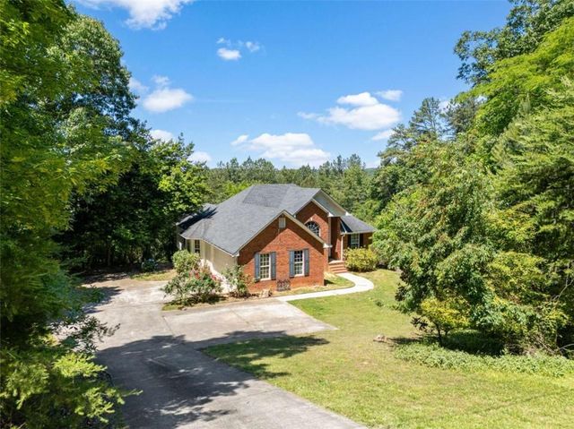 45 The Trail SE, Lindale, GA 30147