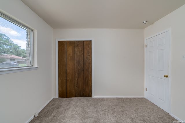 609 Moorside, Windcrest, TX 78239