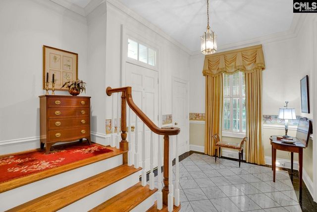 33 Lakeview Circle, Columbia, SC 29206