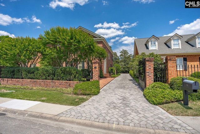 33 Lakeview Circle, Columbia, SC 29206