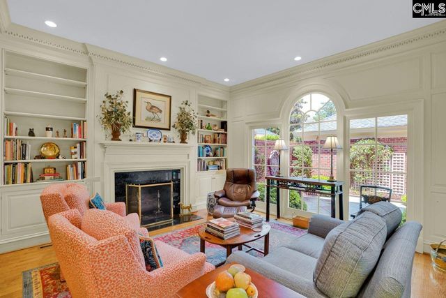 33 Lakeview Circle, Columbia, SC 29206