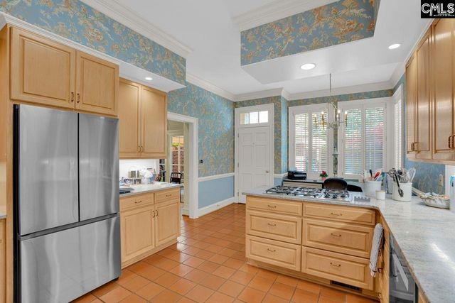 33 Lakeview Circle, Columbia, SC 29206
