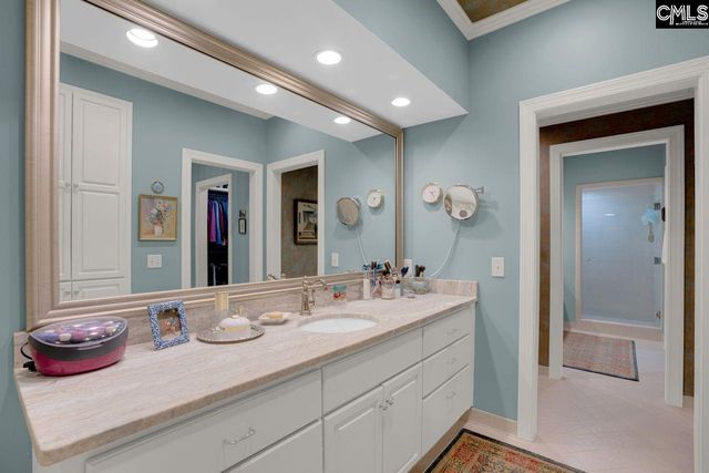 33 Lakeview Circle, Columbia, SC 29206