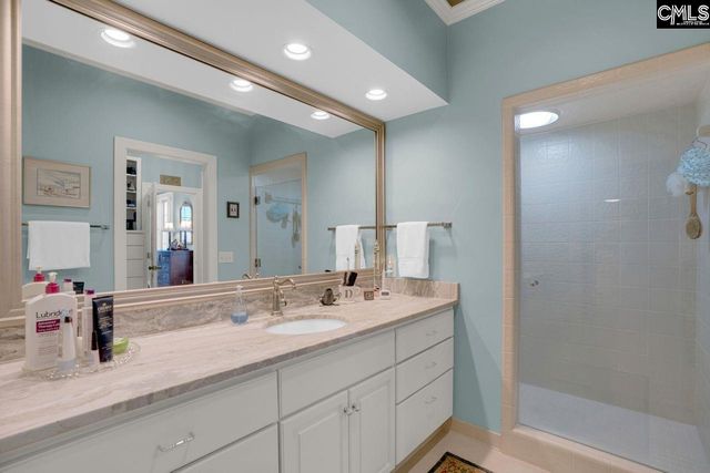 33 Lakeview Circle, Columbia, SC 29206
