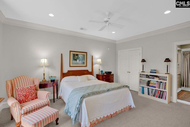 33 Lakeview Circle, Columbia, SC 29206
