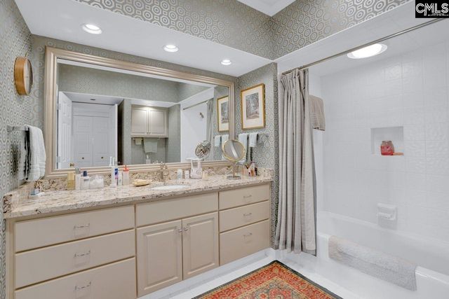 33 Lakeview Circle, Columbia, SC 29206
