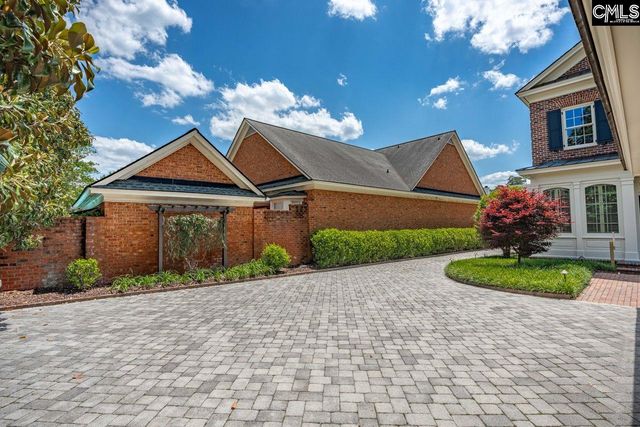 33 Lakeview Circle, Columbia, SC 29206