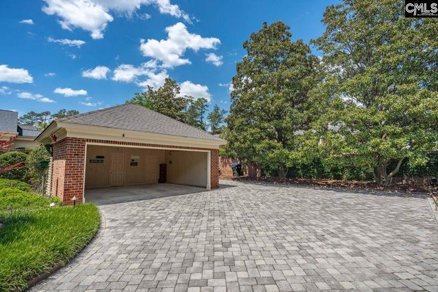 33 Lakeview Circle, Columbia, SC 29206