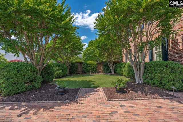 33 Lakeview Circle, Columbia, SC 29206
