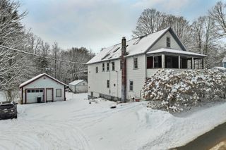 11 White Plains Road, Webster, NH 03303