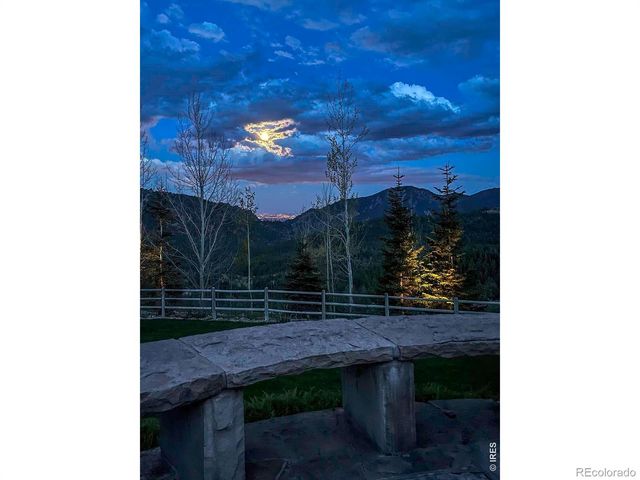 7321 Flagstaff Road, Boulder, CO 80302