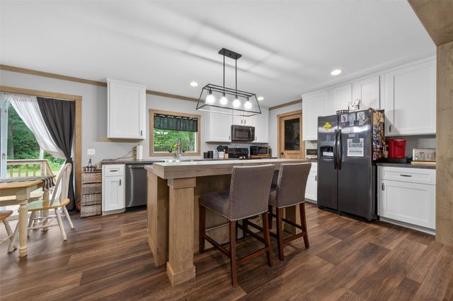 717 County Road 2218, Cleveland, TX 77327