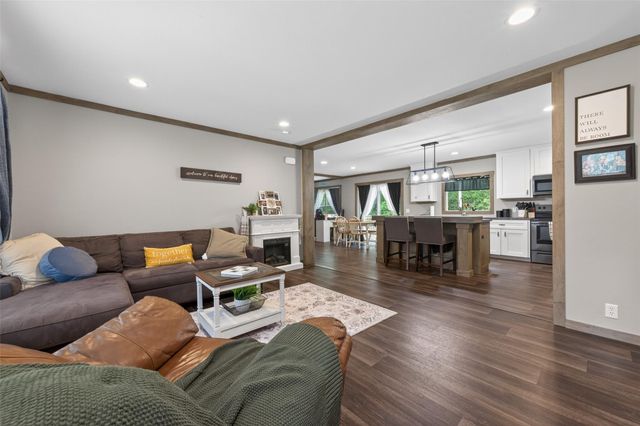 717 County Road 2218, Cleveland, TX 77327