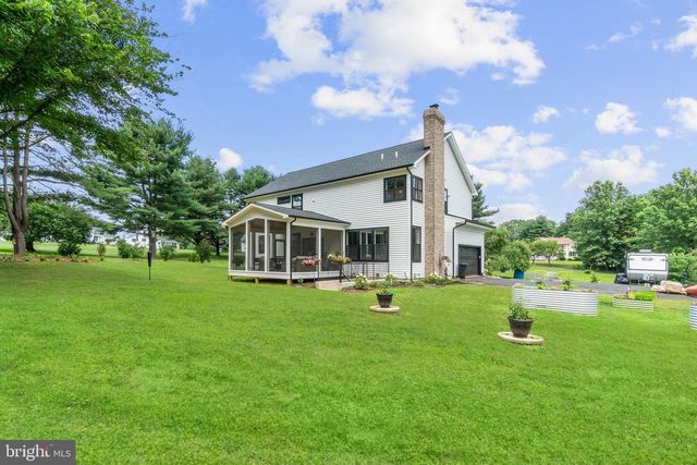 BLENHEIM RD, Phoenix, MD 21131