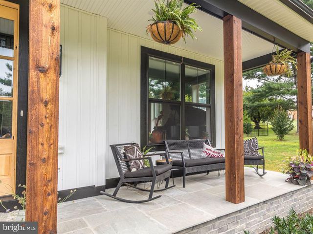 BLENHEIM RD, Phoenix, MD 21131