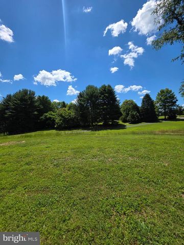 BLENHEIM RD, Phoenix, MD 21131