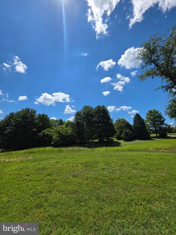BLENHEIM RD, Phoenix, MD 21131
