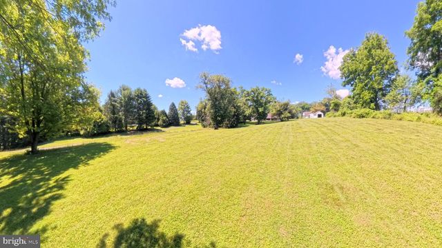 BLENHEIM RD, Phoenix, MD 21131
