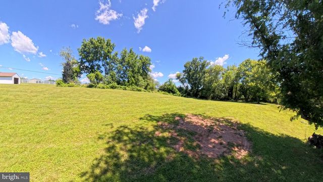 BLENHEIM RD, Phoenix, MD 21131