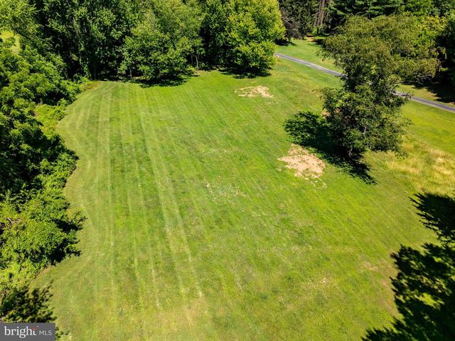 BLENHEIM RD, Phoenix, MD 21131