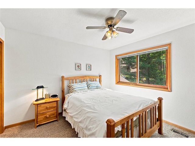 160 Meadowlark Dr, Evergreen, CO 80439