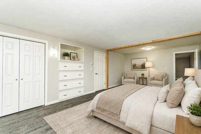 12407 Oak Lodge Lane NE, Rochester, MN 55906