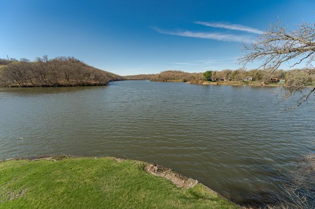 12407 Oak Lodge Lane NE, Rochester, MN 55906