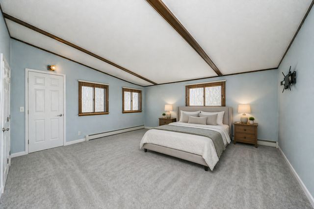 12407 Oak Lodge Lane NE, Rochester, MN 55906