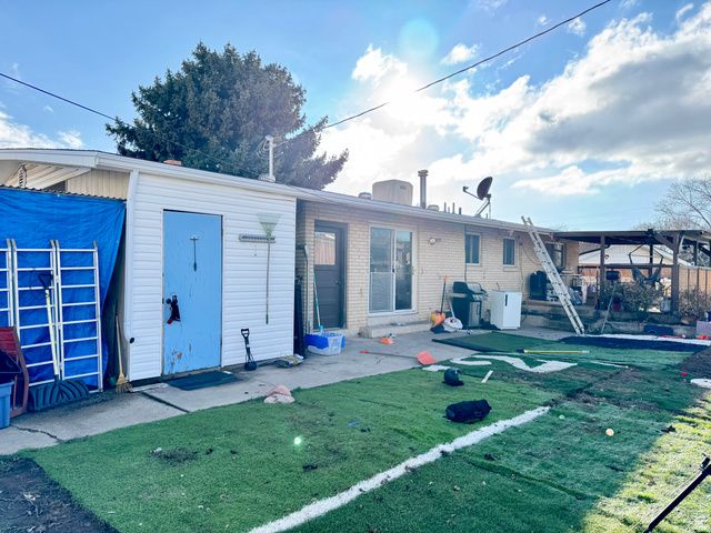 1127 E 1050 S, Clearfield, UT 84015