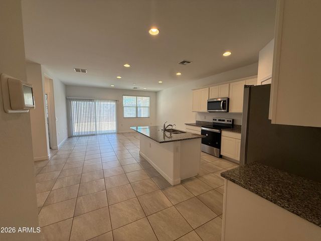 1723 W Sombra Avenue, Apache Junction, AZ 85120