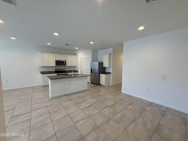 1723 W Sombra Avenue, Apache Junction, AZ 85120