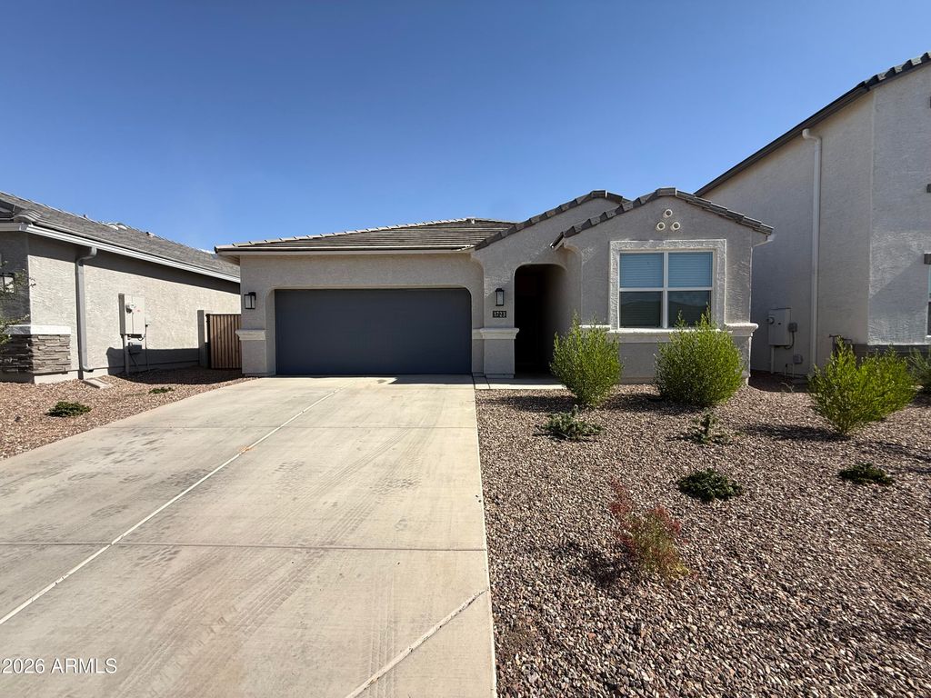 1723 W Sombra Avenue, Apache Junction, AZ 85120