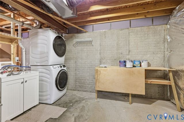 5934 Brewster Ct, North Chesterfield, VA 23234