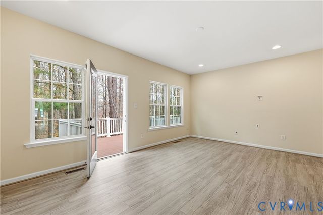 5934 Brewster Ct, North Chesterfield, VA 23234