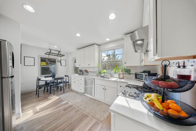 530 MYRTLE Ave, Modesto, CA 95350